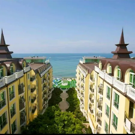 Апартаменты Coastal With Sea View In Elenite, 40m² + Pool *