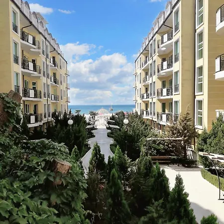 Coastal With Sea View In Elenite, 40m² + Pool Елените