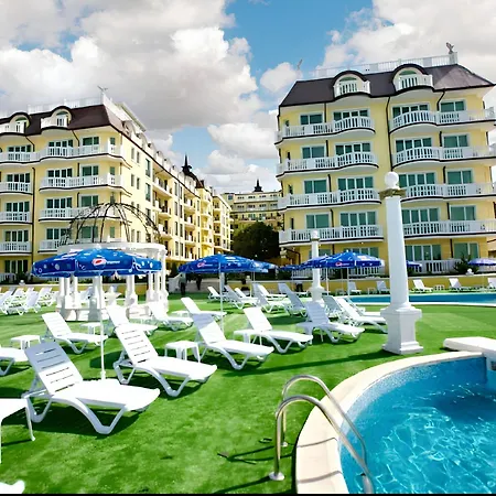 Coastal With Sea View In Elenite, 40m² + Pool Апартаменты