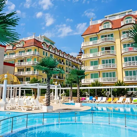 Coastal With Sea View In Elenite, 40m² + Pool Апартаменти Еленіте