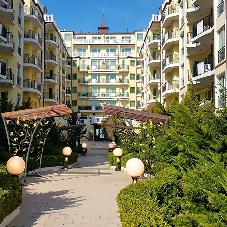 דירה Coastal With Sea View In Elenite, 40m² + Pool אלניטה