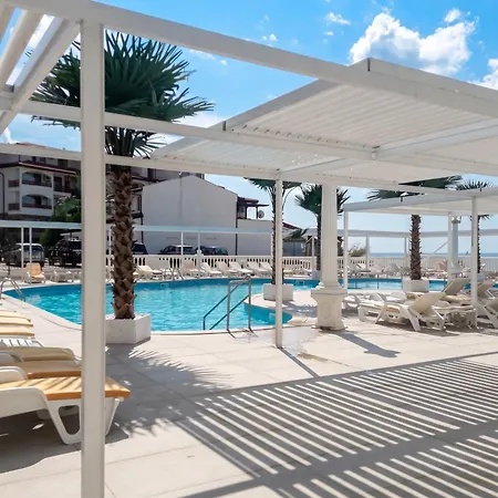 Coastal With Sea View In Elenite, 40m² + Pool אלניטה