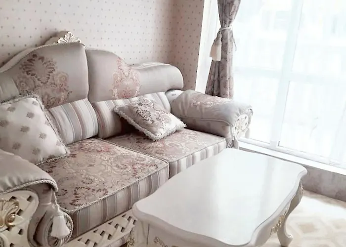 Apartment Coastal With Sea View In Elenite, 40m² + Pool